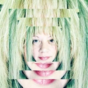 Meet your Posher, Vicky